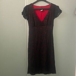Chic Black and Red Lace Midi Dress